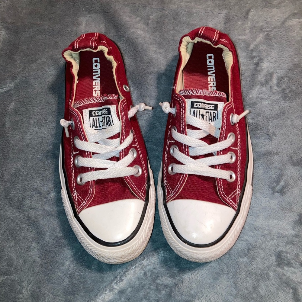 Red Converse size 6.5
